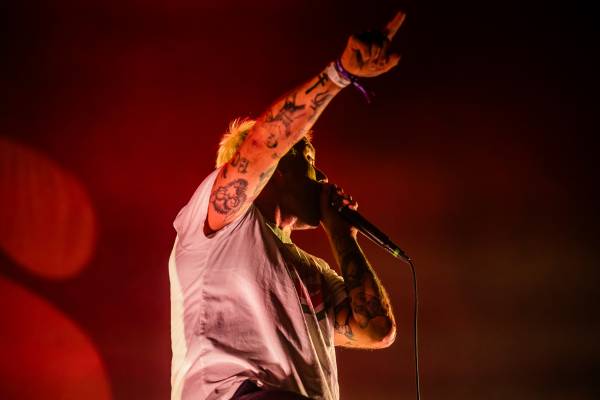 Idles à Charleville-Mézières (Cabaret Vert), le 17-08-2025, par Jürgen Bruynooghe — 12 sur 32
