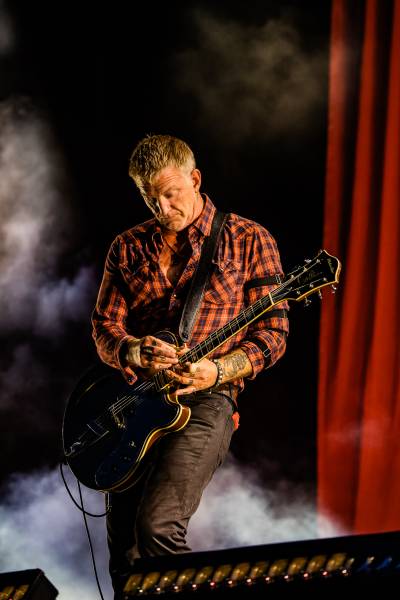 Queens of the Stone Age à Charleville-Mézières (Cabaret Vert), le 16-08-2025, par Jürgen Bruynooghe — 14 sur 49