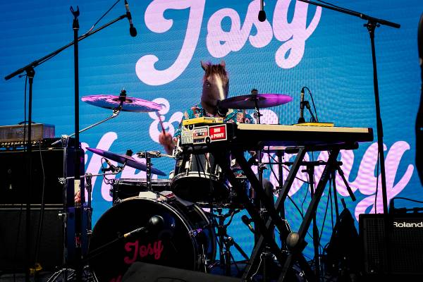 Josy & The Pony à Namur (Les Solidarités), le 22-08-2025, par Fred — 20 sur 20