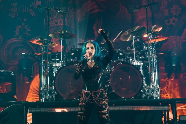 Arch Enemy à Bruxelles (Ancienne Belgique), le 04-11-2025, par Jürgen Bruynooghe — 24 sur 39