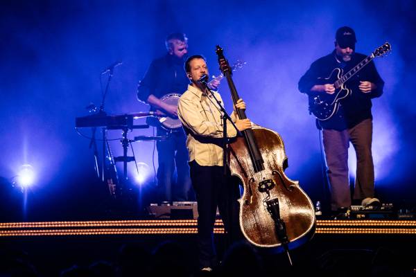 Mumford & Sons à Antwerpen (AFAS Dome), le 13-11-2025, par Jürgen Bruynooghe — 15 sur 28