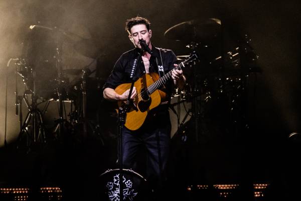 Mumford & Sons à Antwerpen (AFAS Dome), le 13-11-2025, par Jürgen Bruynooghe — 26 sur 28