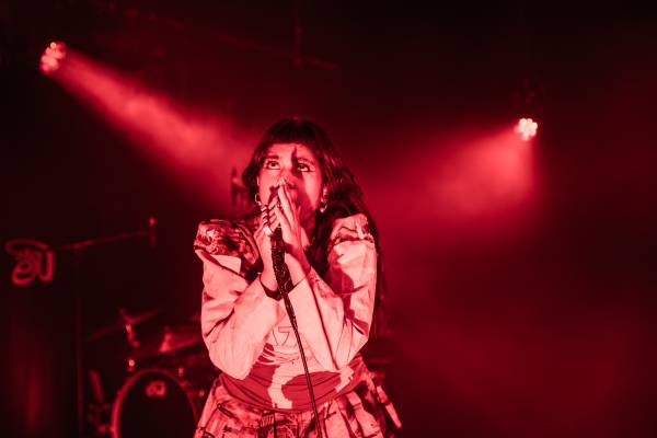 Ecca Vandal à Bruxelles (Ancienne Belgique), le 08-09-2026, par Jürgen Bruynooghe — 31 sur 40