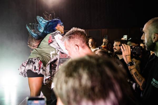 Ecca Vandal à Bruxelles (Ancienne Belgique), le 08-09-2026, par Jürgen Bruynooghe — 38 sur 40