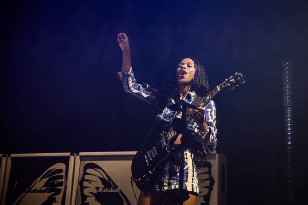 Nova Twins à Bruxelles (Forest National), le 16-09-2026, par Jürgen Bruynooghe — 27 sur 30