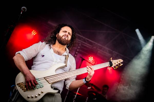 Vianova à Bomal-sur-Ourthe (Durbuy Rock Festival), le 18-04-2026, par Fred — 9 sur 12